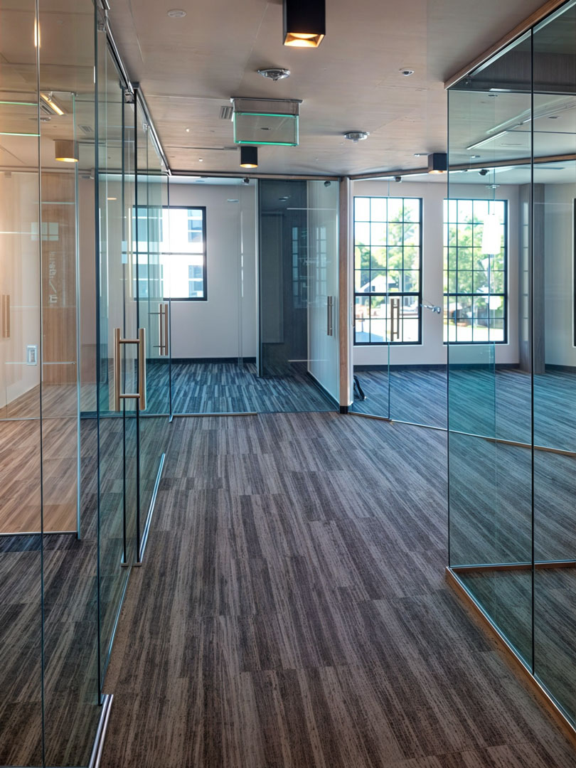 Tiffany Sliding Door Glass