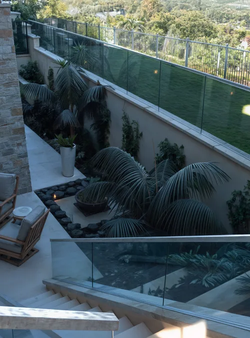 Different glass stair railing systems work better under different project conditions, which is why mounting type and usability should be considered early.